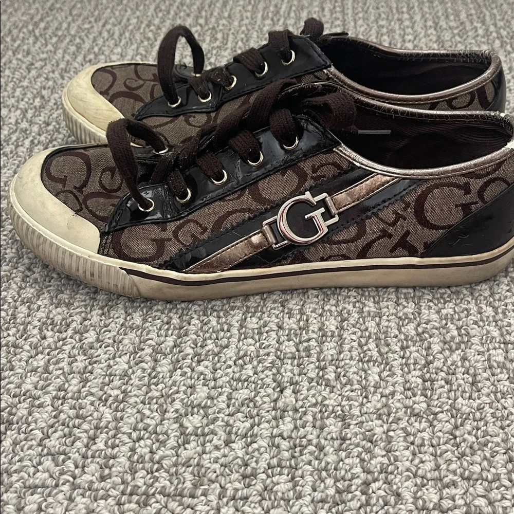 Guess Sneakers Women’s Brown & Tan Logo - Picture 3 of 3